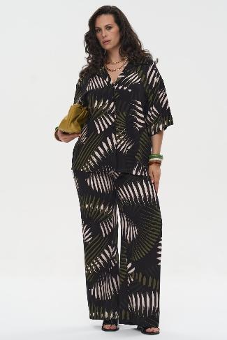 Как перестать бояться пляжа и найти идеальный купальник: гид для plus-size путешественниц